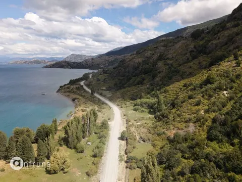 View of a parcel with direct view of Lake General Carrera