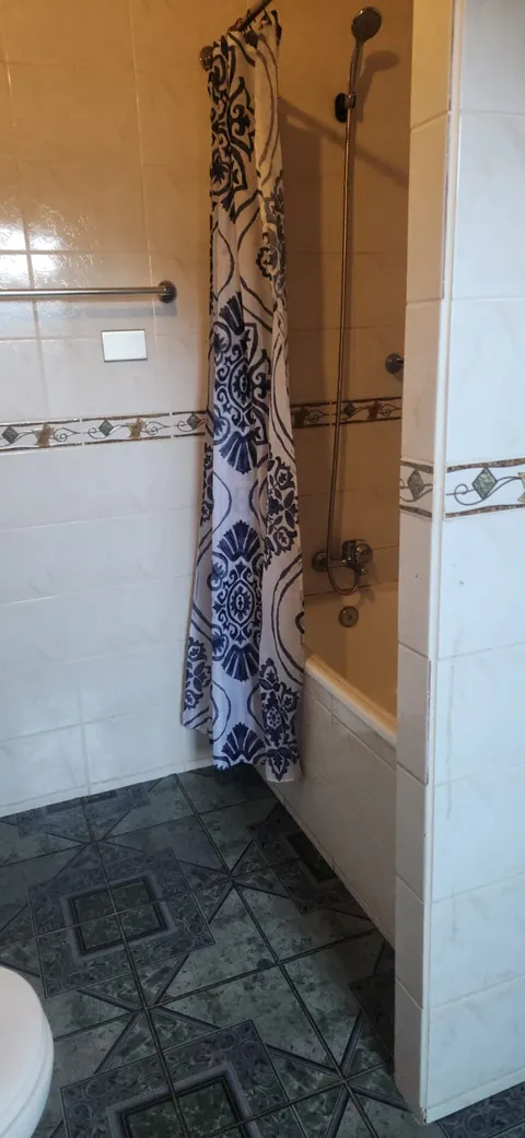 Fifth bedroom or office space in a Coyhaique house