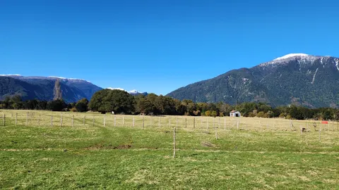 Wide view of a 5000 m² parcel near Coyhaique at kilometer 8