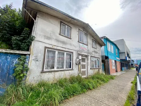 Rear area of the property with access to the lot